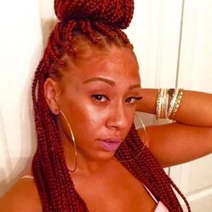 Meet your Posher, Aylene