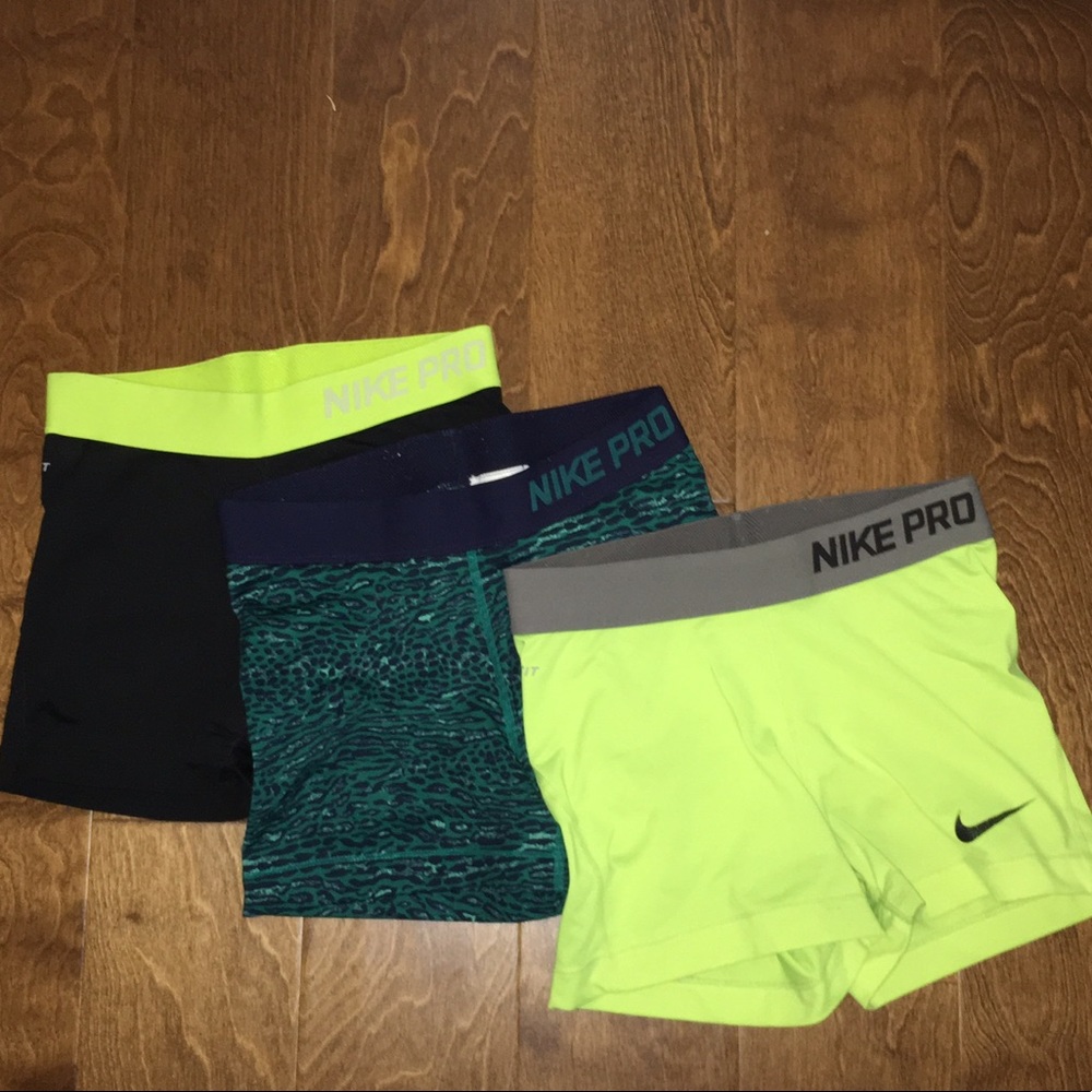 3 for 1 ! Nike Pro Spandex
