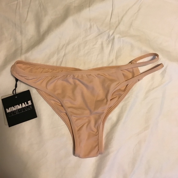 Nude bikini bottom - Picture 1 of 2