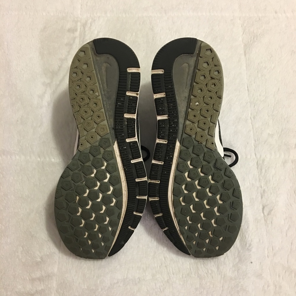 Nike Air Zoom Structure 20 Shield Running Shoes - Picture 6 of 8