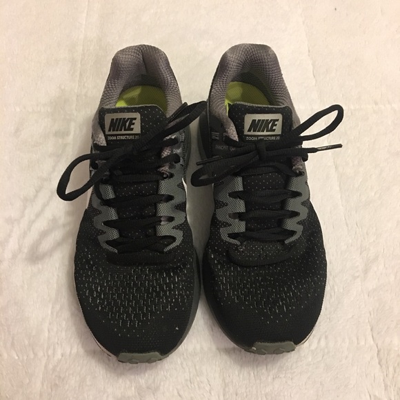 Nike Air Zoom Structure 20 Shield Running Shoes - Picture 2 of 8