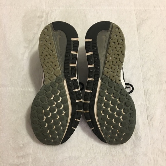 Nike Air Zoom Structure 20 Shield Running Shoes - Picture 6 of 8