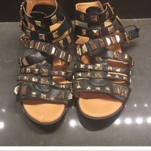 Women's 10 black and gold studded gladiator sandal