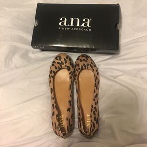 Leopard print ballet flats