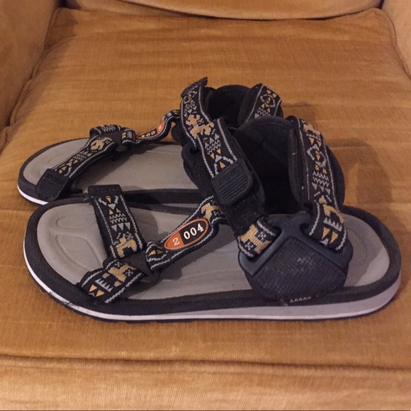 Outdoor sandals - Picture 2 of 3