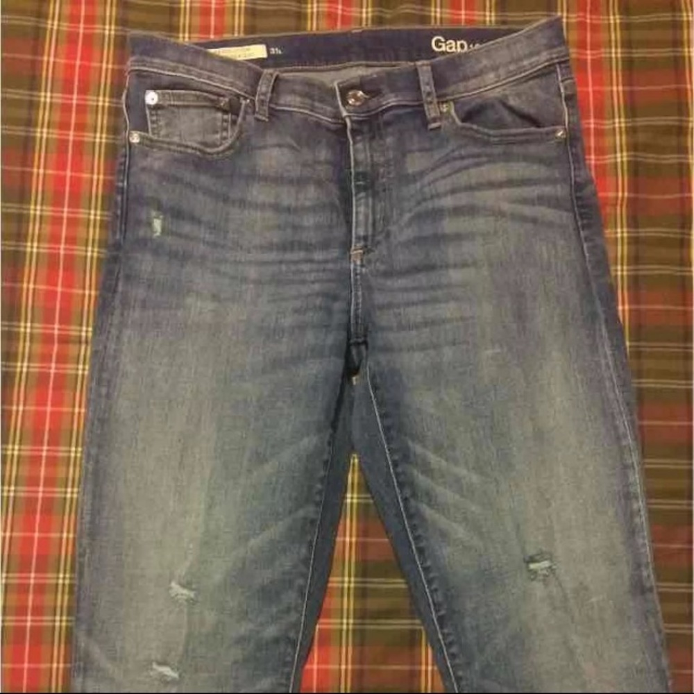 NWOT Gap Skinny Jeans 31 Long