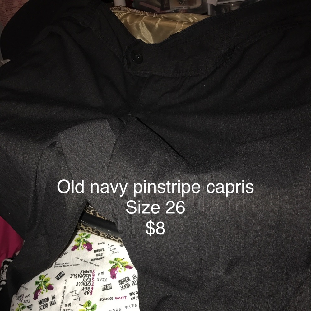 Pinstripe black capris. Old navy. Size 26