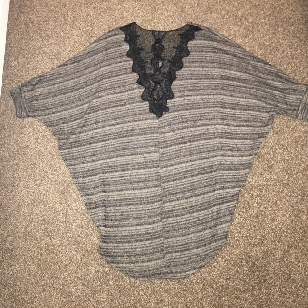 Sweater/blouse