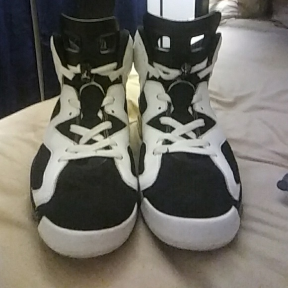 Retro air Jordan Oreo 6s - Picture 2 of 4
