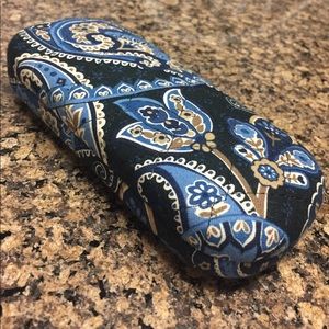 Vera Bradley clamshell glasses case