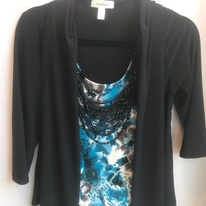 Very Pretty Blouse with a necklace Petite small