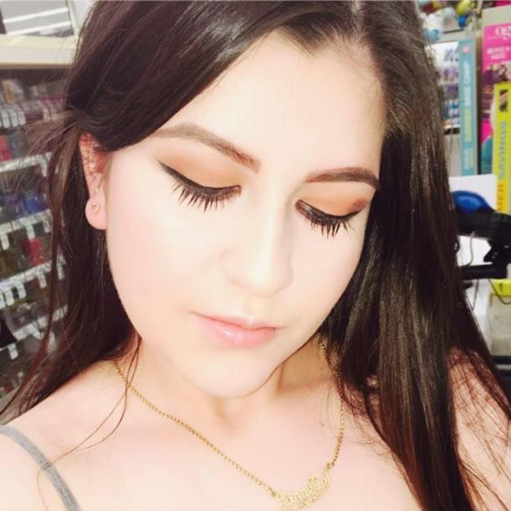 Meet your Posher, Jannette