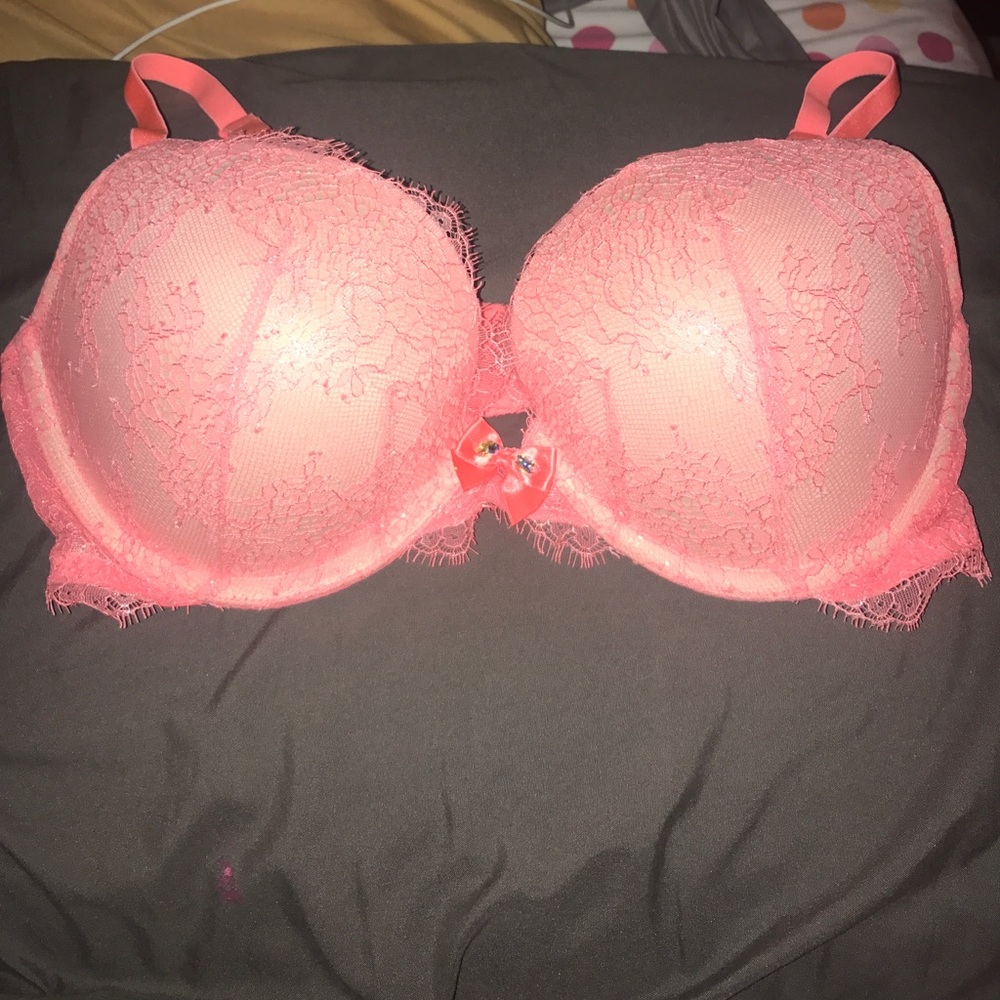 Victoria's Secret 34D push-up bra.