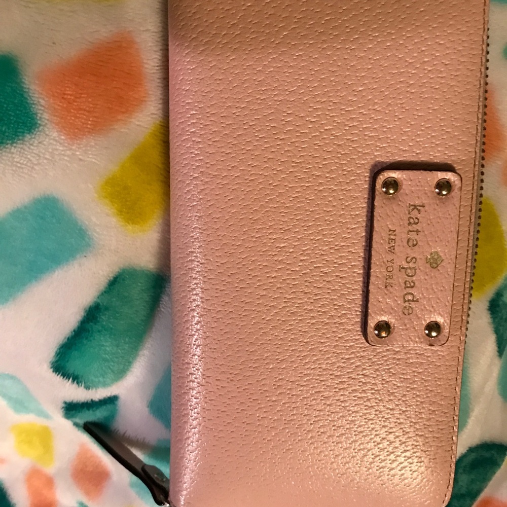Kate Spade Light Pink Wallet