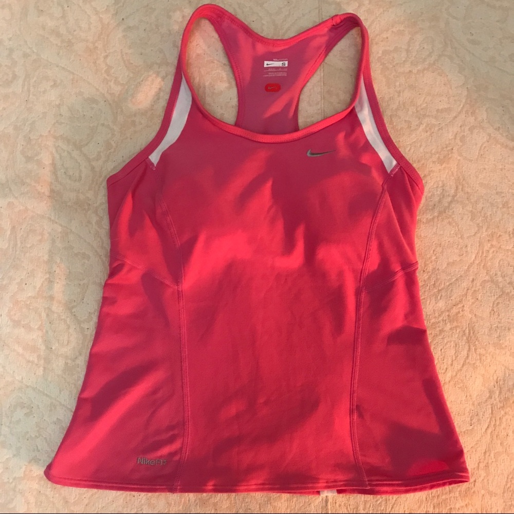 Nike fit dry tank