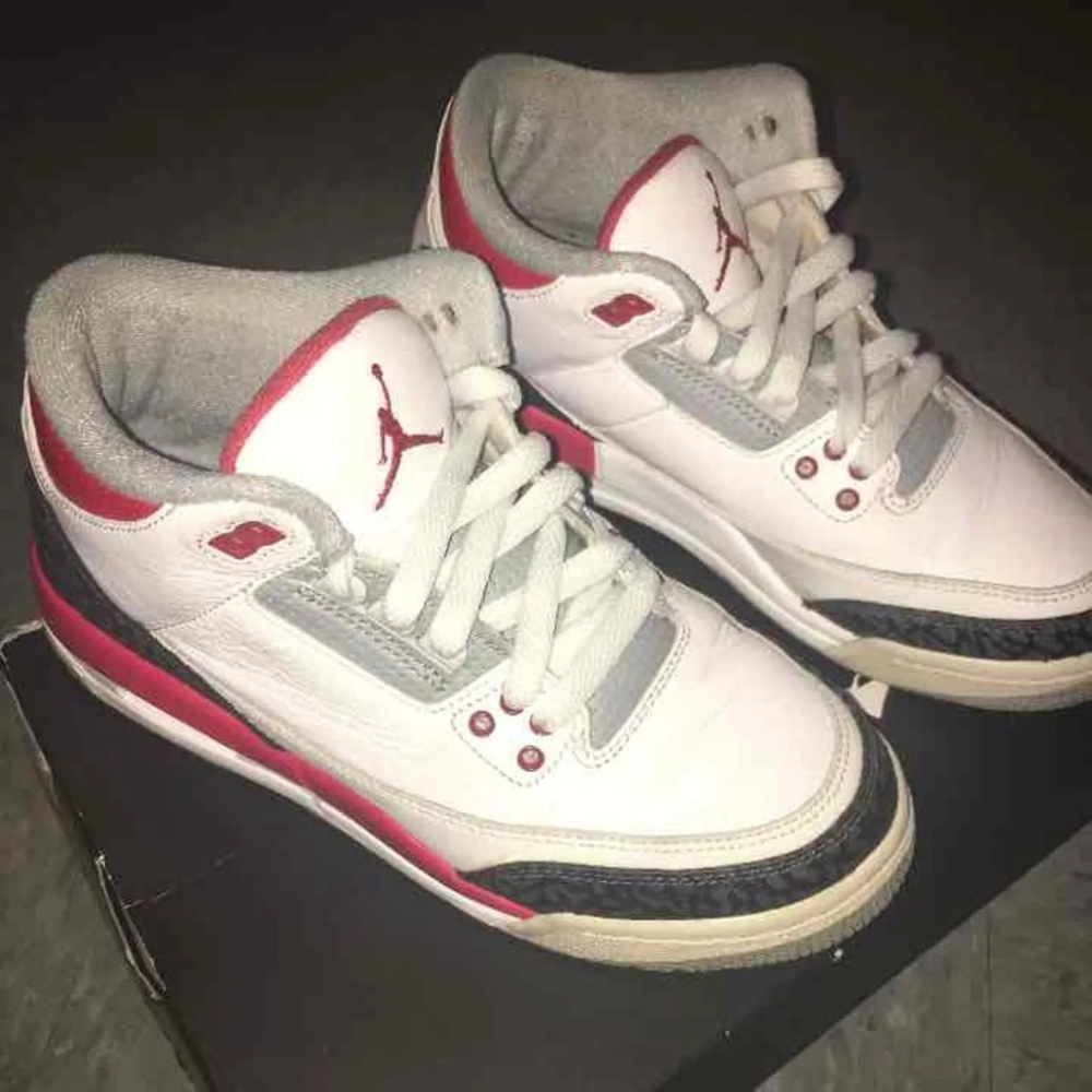 Fire Red 3s Retro Jordan's 5.5y