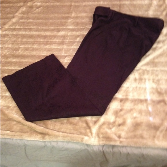 Tahari  plum color textured wide leg/like new - Picture 2 of 4