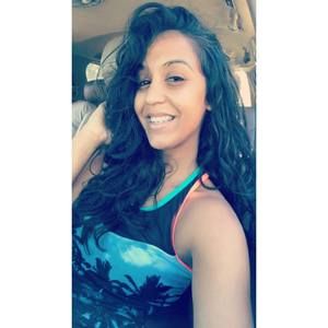 Meet your Posher, Dayanara