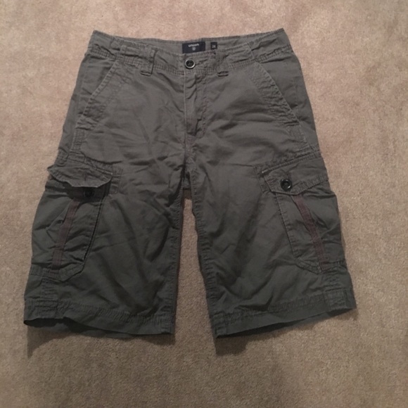 Cargo shorts - Picture 1 of 3