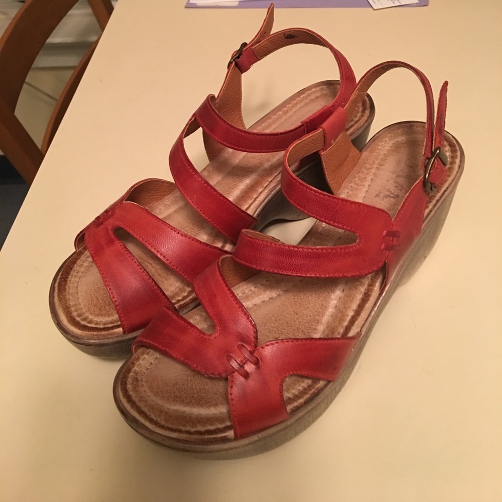 Platform wedge sandals
