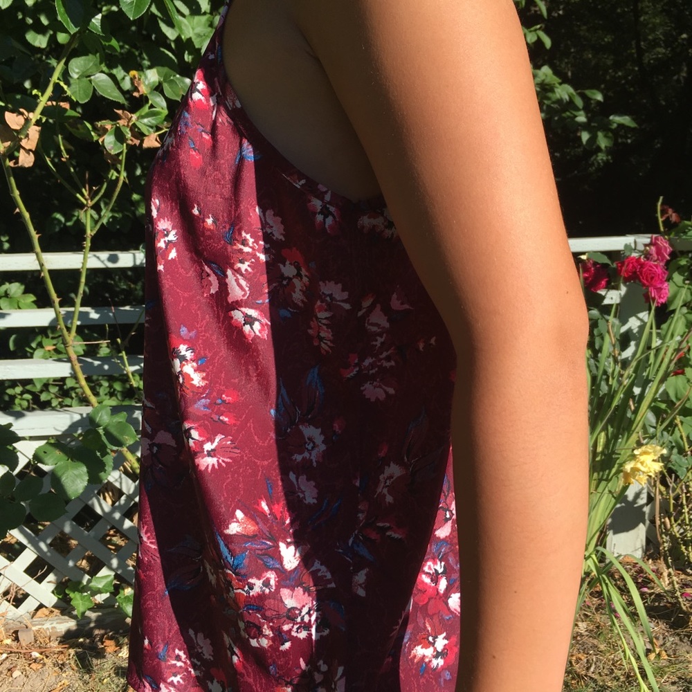 Tank top, from Hollister. - Picture 3 of 4