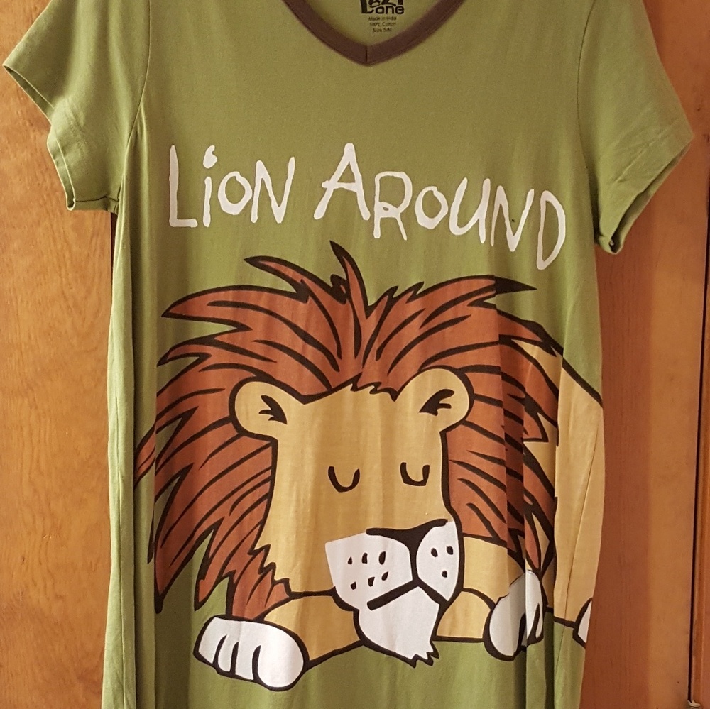 Lion Around Sleep Shirt NWT