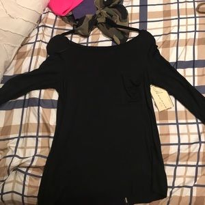 A long sleeved black t-shirt