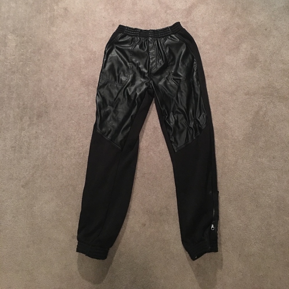 Black jogger pants
