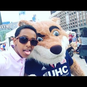 Meet your Posher, Alex