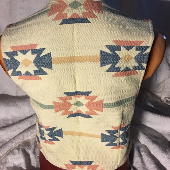 Vest with American Indian Design - Picture 4 of 7