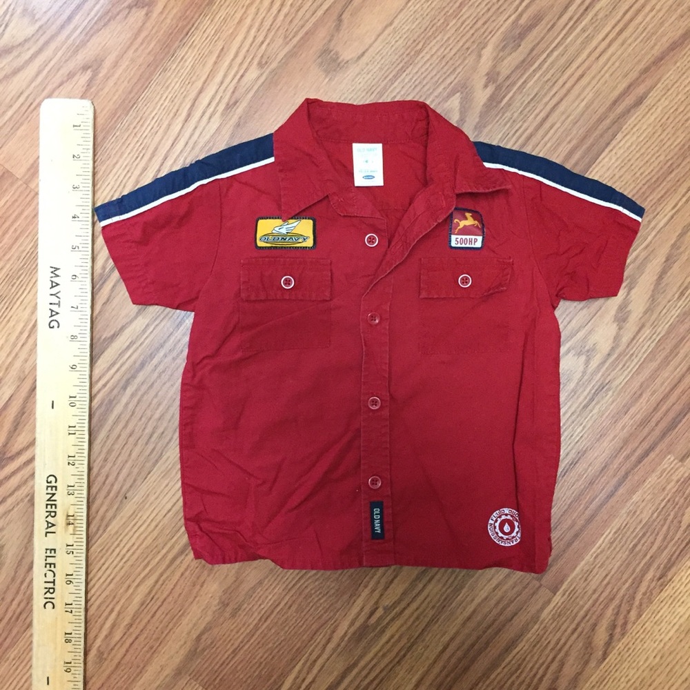 Old Navy short sleeve button up shirt