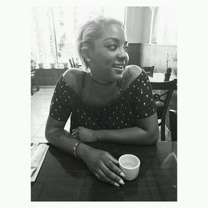 Meet your Posher, Mercedes