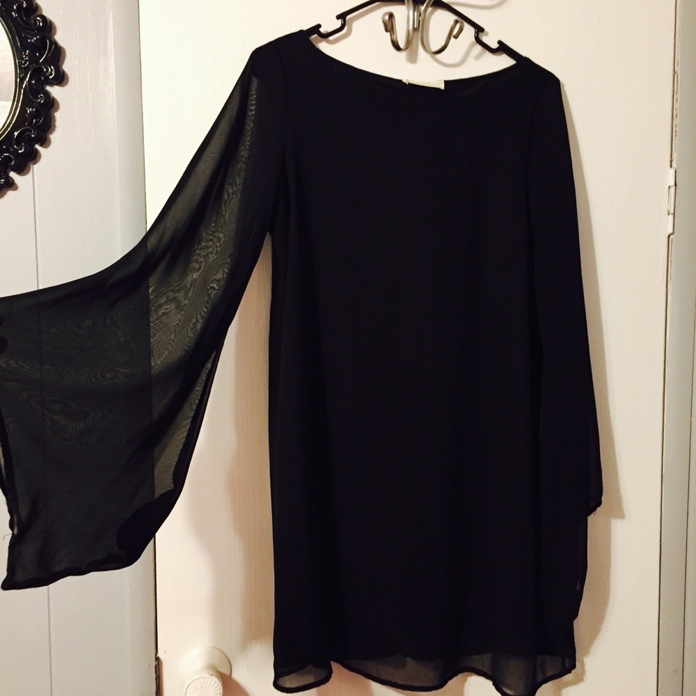 Lush Dress with Flare Sleeves