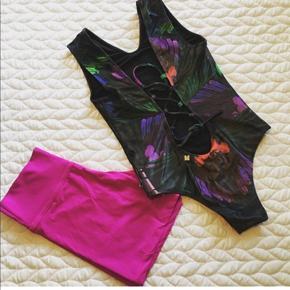 Short and bodysuits