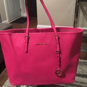 🛍SALE🛍 Michael Kors Tote