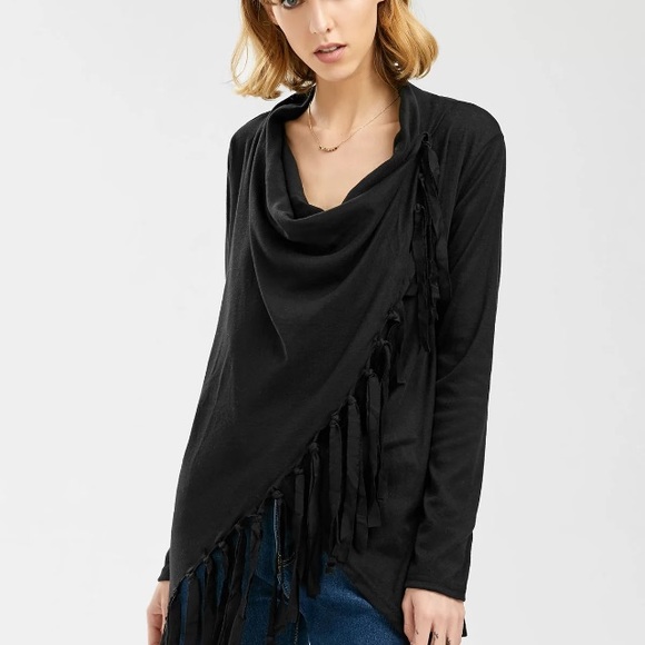 ‼️LAST ONE ☝️ Asymmetric Long Sleeve Tassel Top - Picture 2 of 5