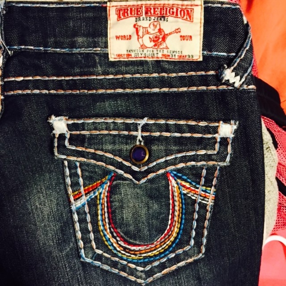 Rare True Religion Multi-Stitch Jeans