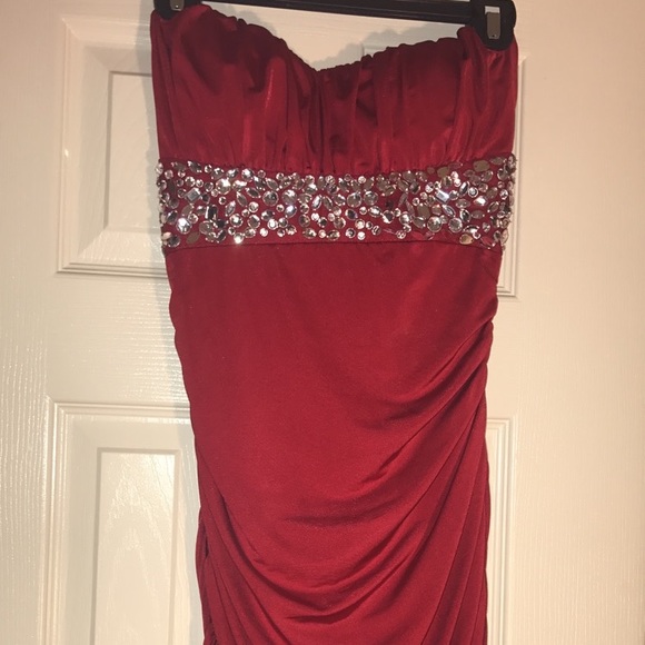 Short Red Homecoming / Prom Dress - Picture 1 of 3