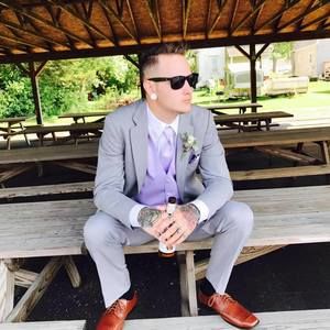 Meet your Posher, Zachary