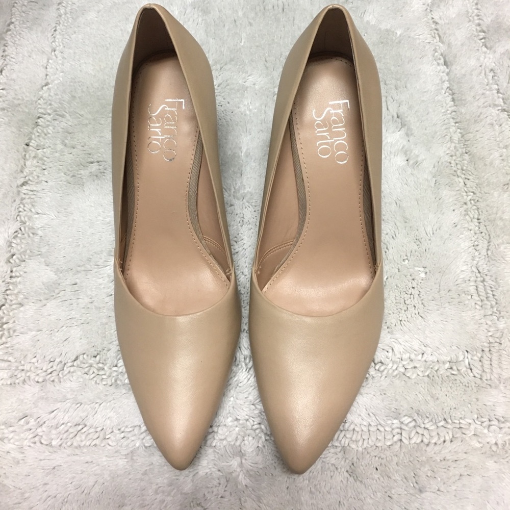 Nude Franco Sarto Pumps