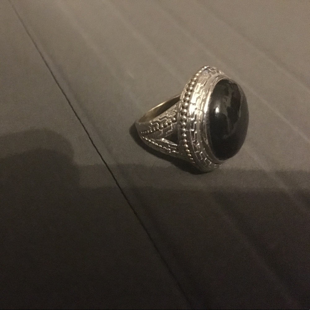 Silver ring with Blackstone