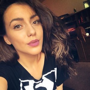 Meet your Posher, Miruna