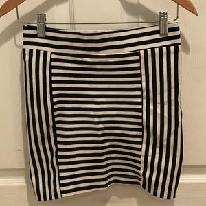 Striped mini skirt