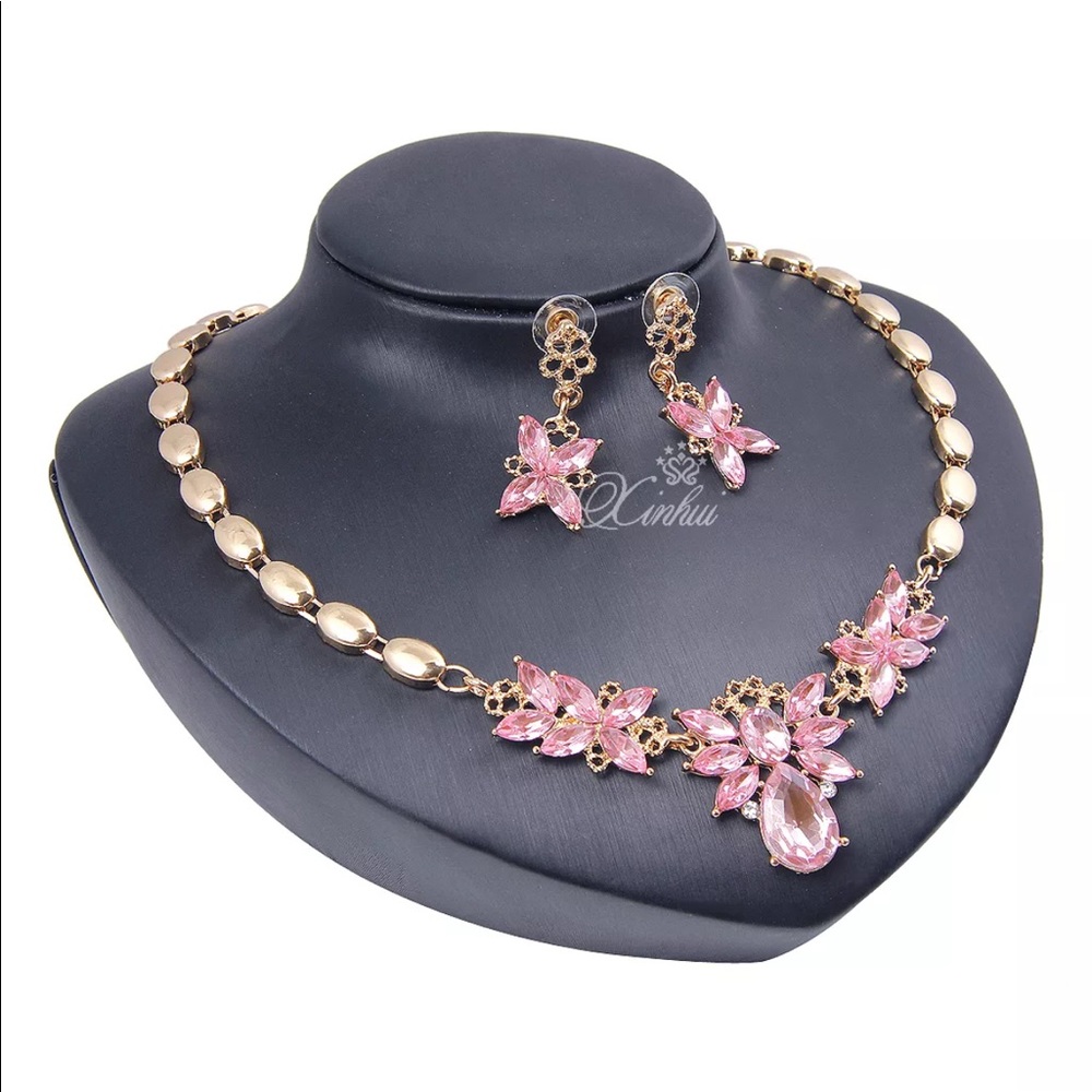 Rhinestone pink jeweled necklace and earring set