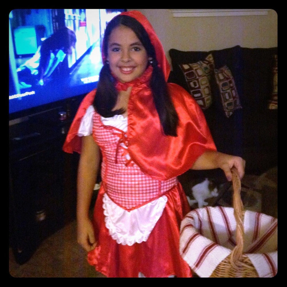 Little Red Riding hood costume 🎃EUC🎃