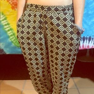Printed pants