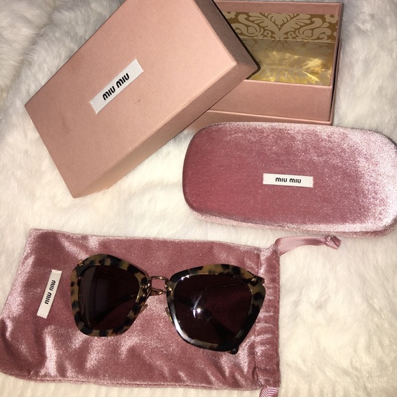 Miu Miu sunglasses main image 5