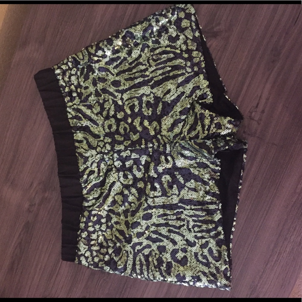 Sequined hot shorts