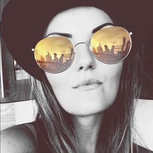 Meet your Posher, Irina