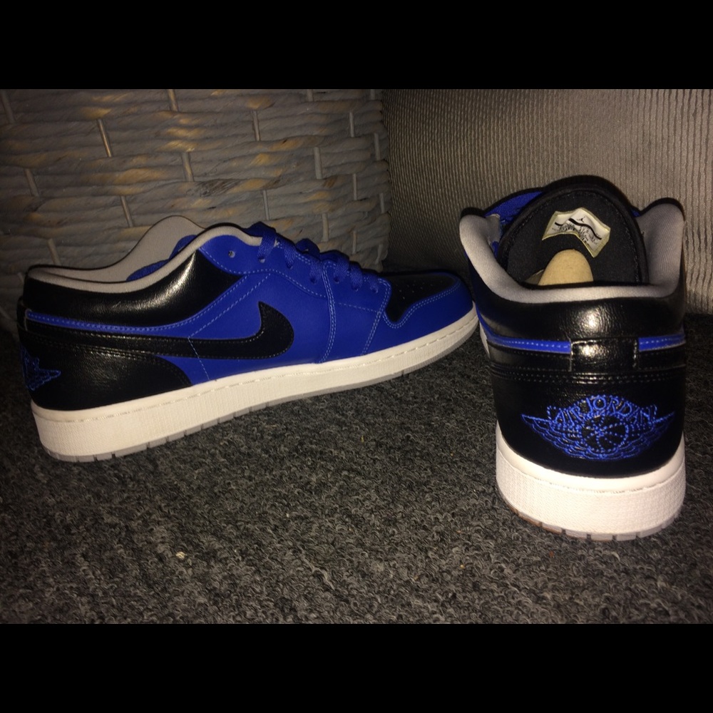 Air Jordan 1 ( MEN'S) 😉